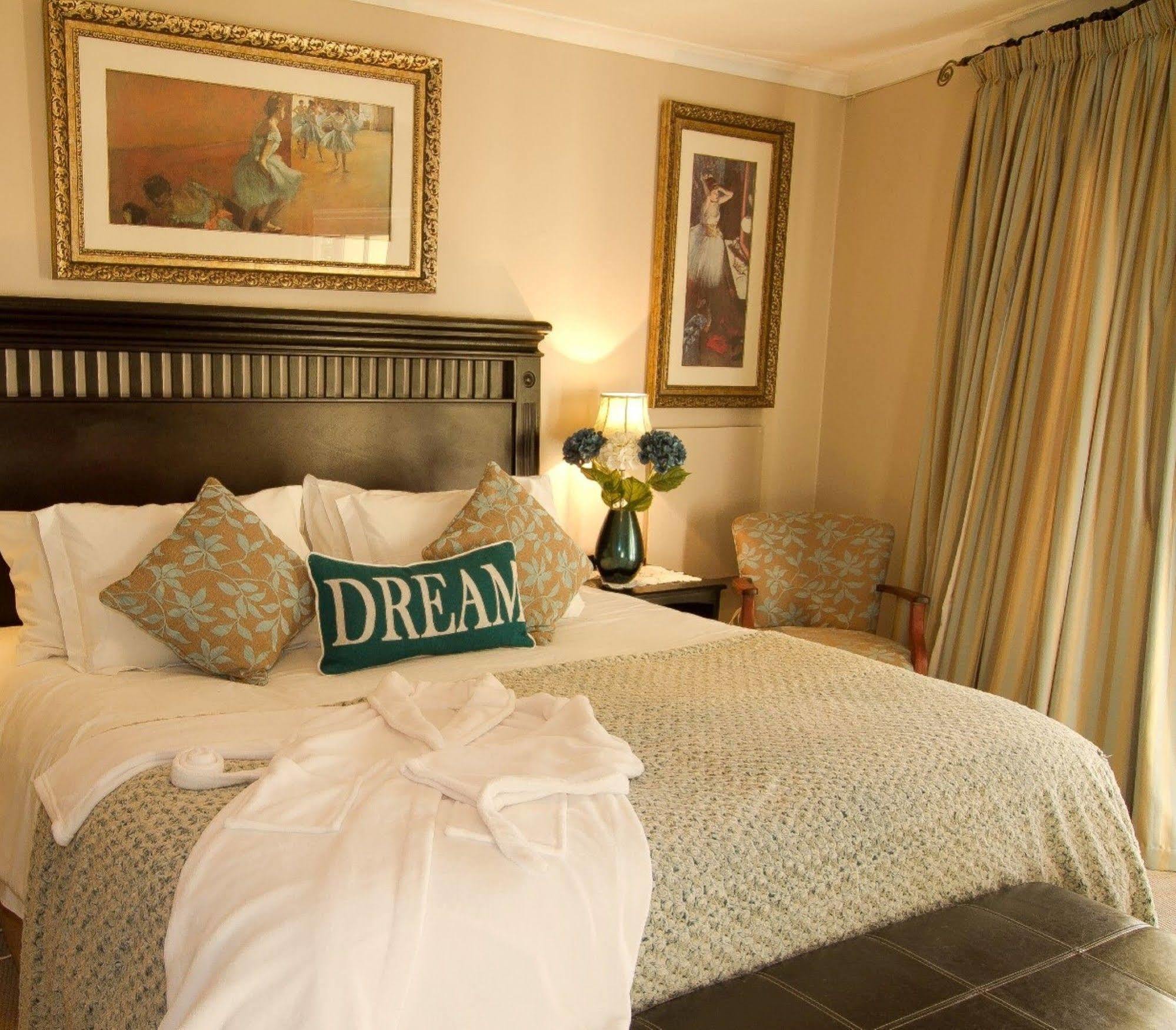 Arum Place Guest House Йоханесбург Екстериор снимка