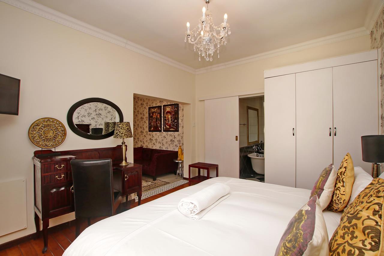 Arum Place Guest House Йоханесбург Екстериор снимка