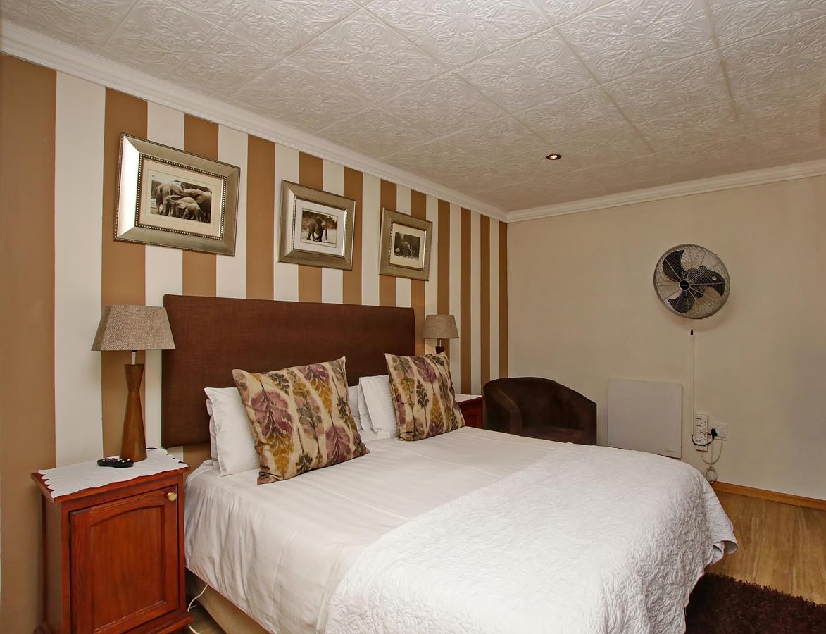 Arum Place Guest House Йоханесбург Екстериор снимка