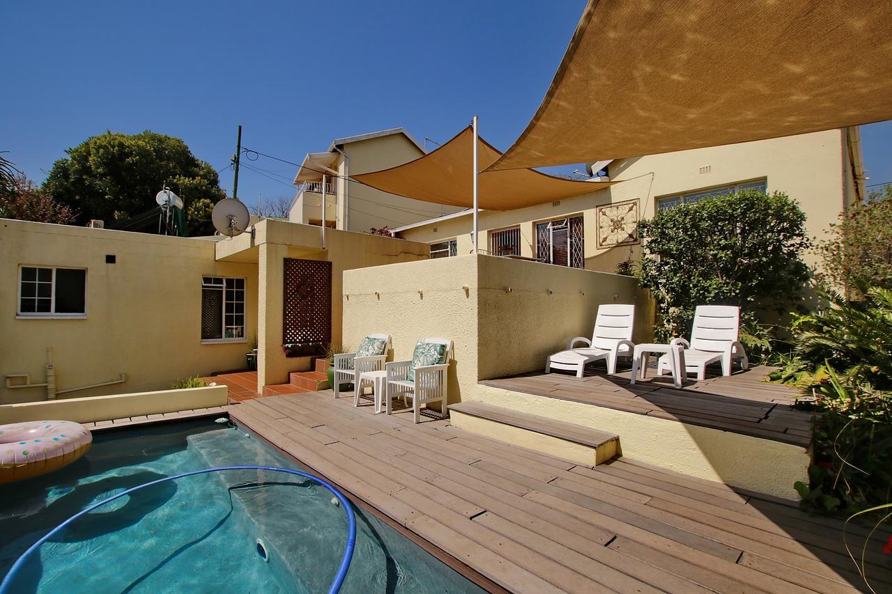 Arum Place Guest House Йоханесбург Екстериор снимка