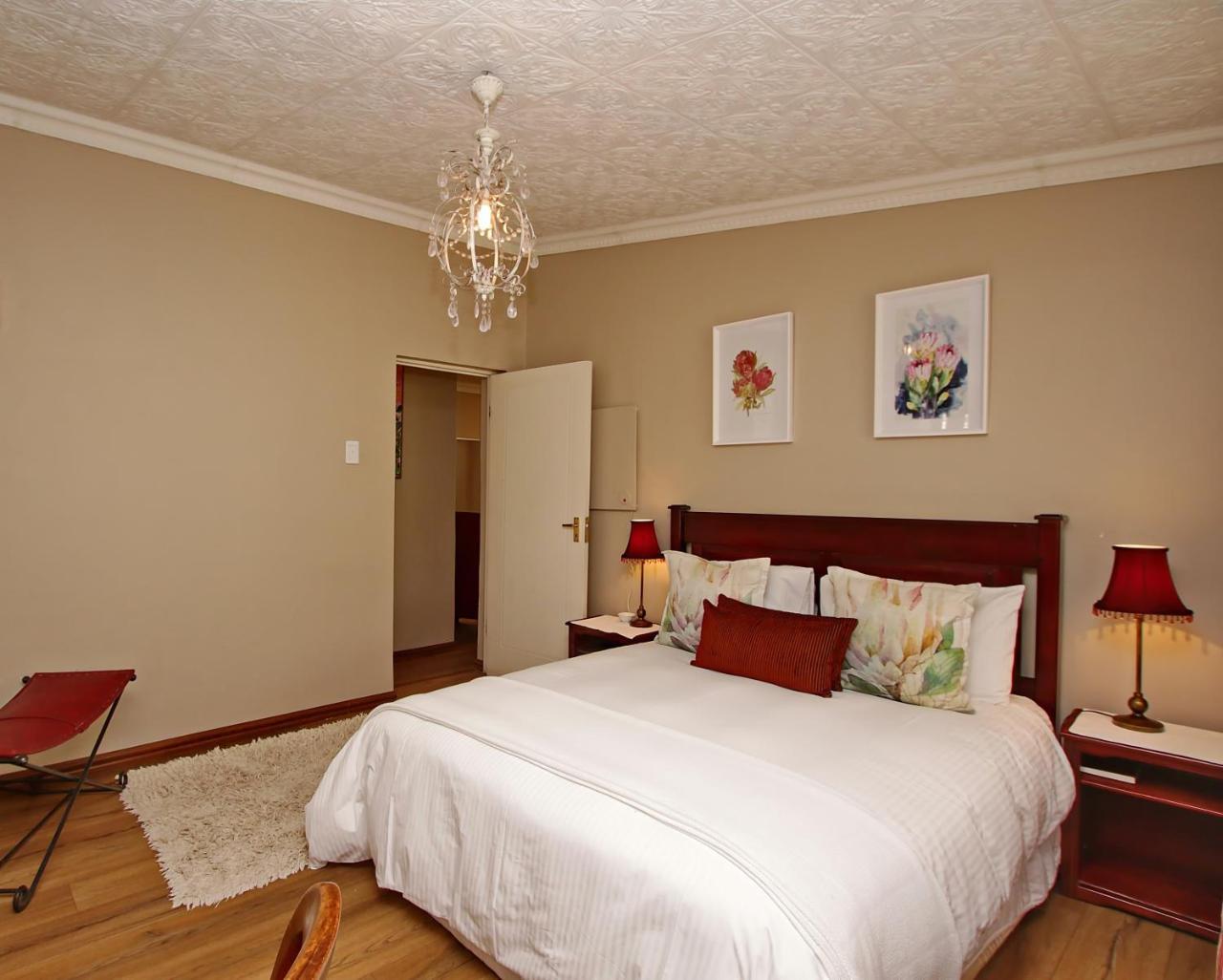 Arum Place Guest House Йоханесбург Екстериор снимка